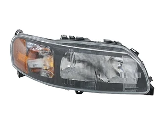 URO Parts 8693564E Headlight; Right; W/ Bulbs - Volvo | 32101684 86053051738 86253017738 8662951 3 URO Parts 8693564E Headlight; Right; W/ Bulbs - Volvo | 32101684 86053051738 86253017738 8662951